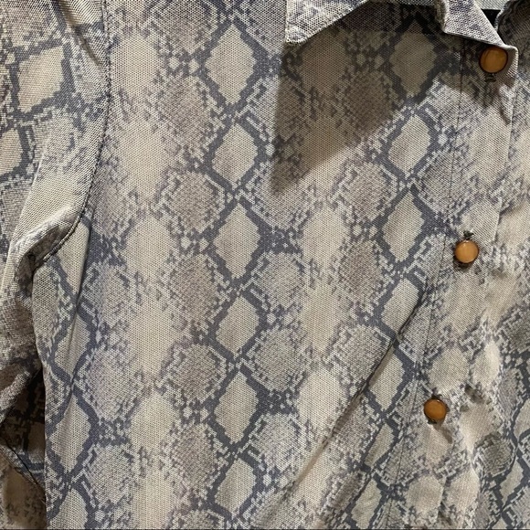 Vintage Snake Print Shirt - Picture 2 of 5